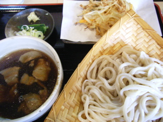 05092002.jpg