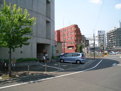 09043003.jpg