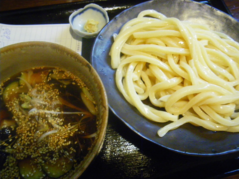 12072902.jpg